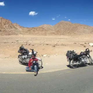 DHOODH DHUP DHAKKE